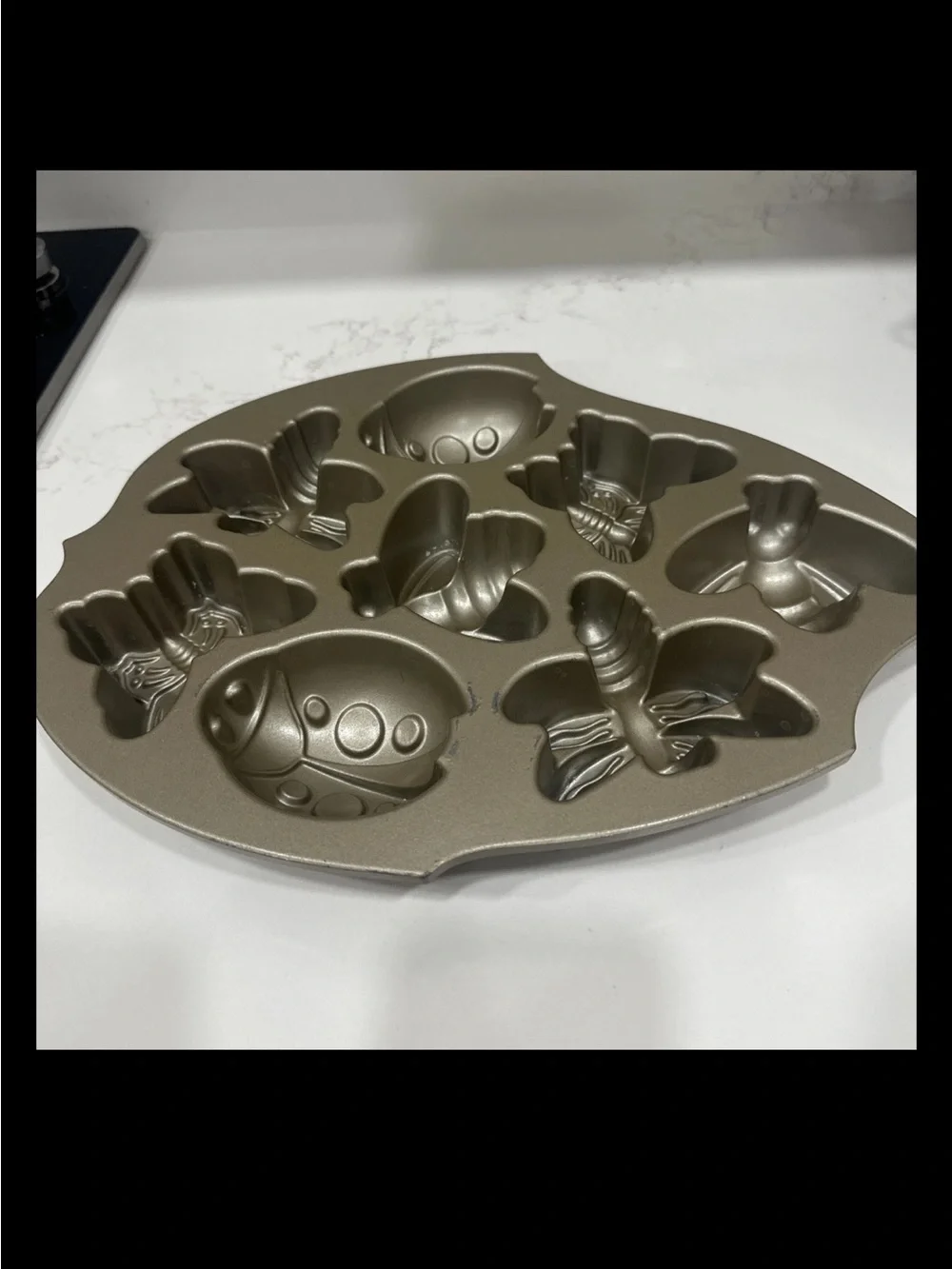 Nordic Ware Cakelet Pan Backyard Bugs 5 Cups Spring Ladybug Butterfly Dragonfly